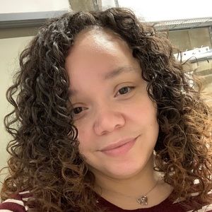 Meet your Posher, Yajayra